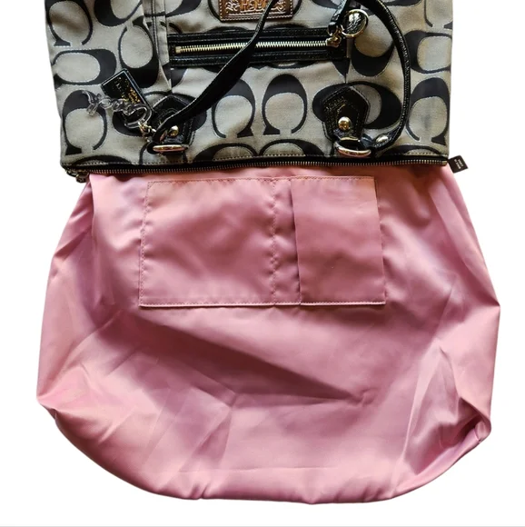 Coach Poppy Black & Gray Signature Tote Bag. - Picture 9 of 12